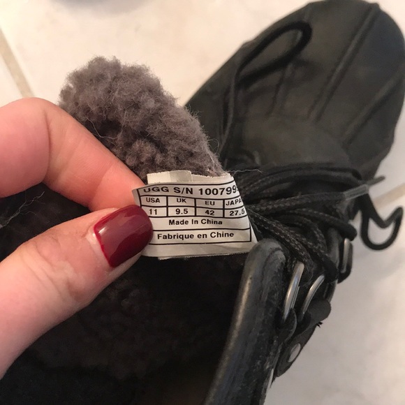 Ugg Winter Boots - Picture 4 of 4